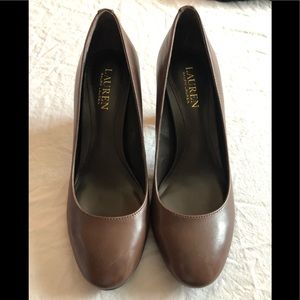 Brown pumps